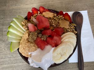 Super Açai Bowl at Smoothme Superfood Bar in Melbourne