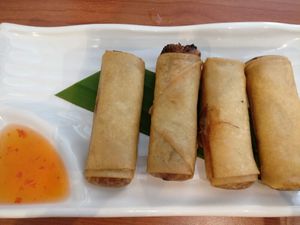 spring rolls at Brown Grain Thai Restaurant in Ballarat