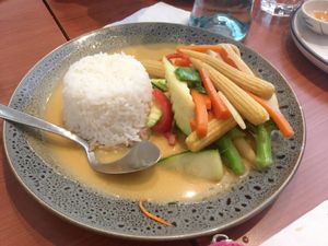 Red curry, lunch special at Brown Grain Thai Restaurant in Ballarat