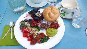 Vegan brunch selection at Parks - Zinzendorfgasse in Graz