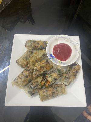 Spring rolls  at Nha Hang Com Chay in Ha Long