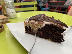 Donau cake  at Apfelkern & Kolibri in Bad Vilbel
