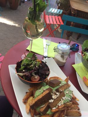 Hugo  at Apfelkern & Kolibri in Bad Vilbel