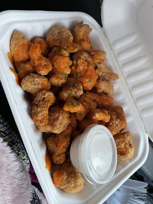 Buffalo cauliflower at Three Girls Vegan Creamery - Boston in Guilford