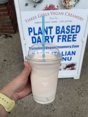  Peach milkshake at Three Girls Vegan Creamery - Boston in Guilford