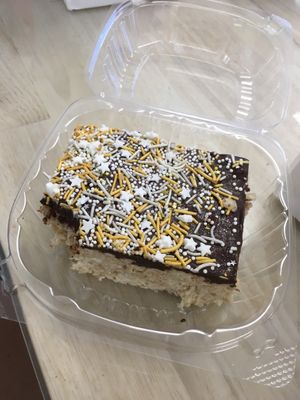 Rice krispy treat made with dandies. YUMM at Three Girls Vegan Creamery - Boston in Guilford