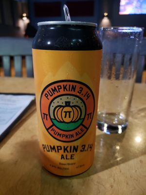 Pumpkin beer 🤤 at Taps Brewhouse & Grill in Niagara Falls