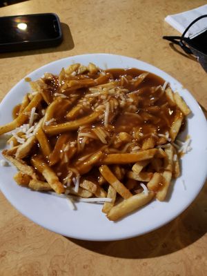 Vegan poutine at Taps Brewhouse & Grill in Niagara Falls
