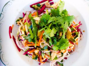 Colorful Asian Salad!
Rice noodles with raw vegatable and nuts with soy and teriyaki souce at Michelangelo Cafe in Tel Aviv