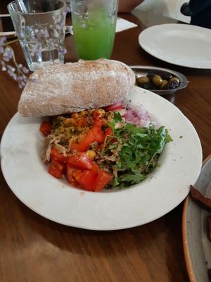 באבאגנוש at Michelangelo Cafe in Tel Aviv