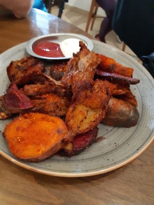 צ'יפס at Michelangelo Cafe in Tel Aviv