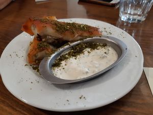 סיגרים (יותר כמו בורקס) מצויינים at Michelangelo Cafe in Tel Aviv