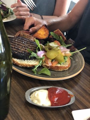 Burger at Michelangelo Cafe in Tel Aviv
