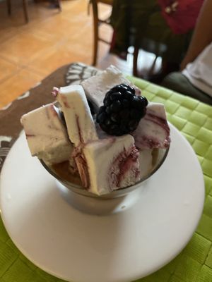   at Frida's in Perpignan