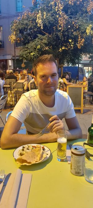  at Frida's in Perpignan