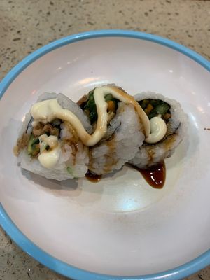Yasai roll at LHR - YO! Sushi - T2 in West London