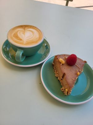 Raw vegan peanutcake at Glow in Luxembourg City
