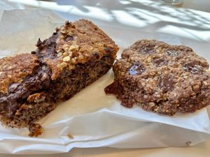 Banana bread and choc buckwheat cookie at Glow in Luxembourg City