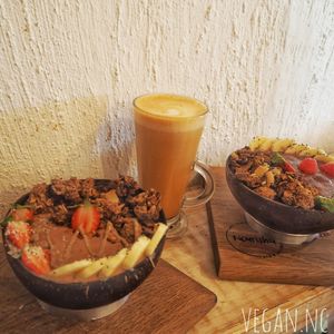 Smoothie bowls at Nourish'd Cafe & Juicery - Kloof in Cape Town