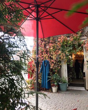 Not that hard to find, but very hard to leave ;)
desserts
drinks
exelent coffee
dresses
atelier at Sereda in Kyiv