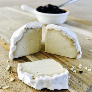 Fervena brie. We got the best vegan cheeses at Vmarkt in Arnhem