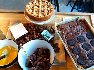 Bakin' frenzy: honemade granola, brownies, date cake and applepie at I Scream Coffee in Leiden
