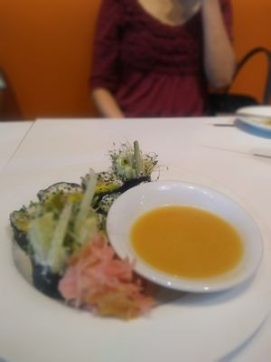 rolls at Under the Sun Cafe in Long Beach