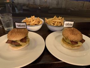 Cheesy M&M with “this isn’t bacon” and chips   at Bread Meats Bread in Edinburgh