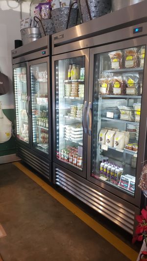 Food to go at Chef Tanya's Kitchen in Palm Springs