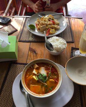 Vegan Tom Yam and Vegetarian Phad Tai at Naga Cafe & Bar in Koh Chang