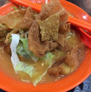 Java noodles (mee Rebus) at Aik Chong Vegetarian Restaurant in Butterworth