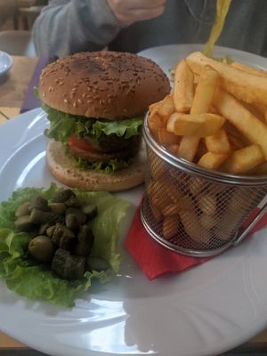 Seitan burger at Santanera Kitchen & Bar in Florence