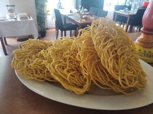 Aperitivo indiano vegan at Cardamomo in Leiria