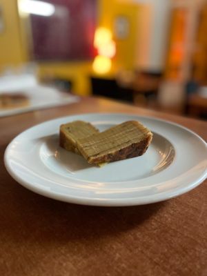 Bebinca  at Cardamomo in Leiria