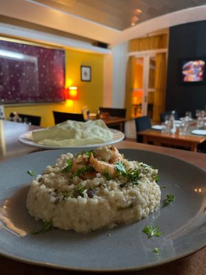  at Cardamomo in Leiria