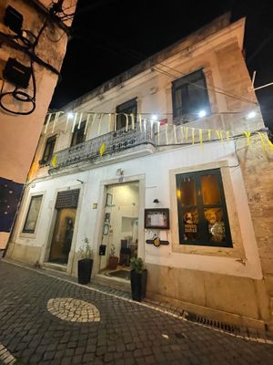  at Cardamomo in Leiria