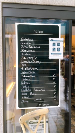 august 2020 at Eis Greissler in Linz