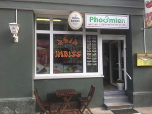 Outside view at Pho3mien in Hannover