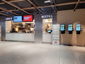 Pick up and order at MAX in Oslo