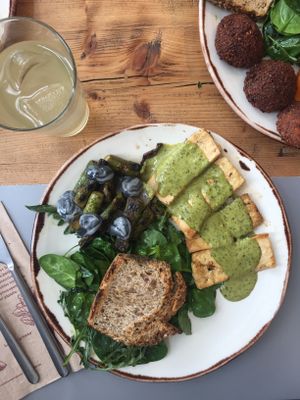 Tofu & Vegetables at Honest Greens - Castellana in Madrid