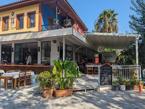 Restaurant entrance at Saki in Dalyan