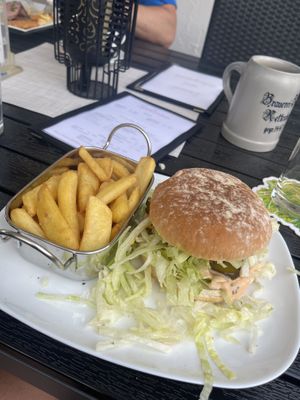 Eddy‘s Veganer Burger   at Hotel Gasthof Schaeffler in Sonthofen