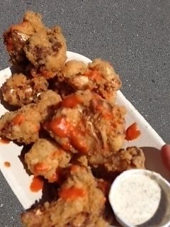 Cauliflower wings with Russian sauce at The Bandwagon Food Truck in Nanaimo