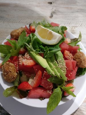 Fruits and vegetables salad with extra falafels at Vegan Point in Ibiza