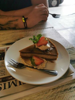 Salted caramel cheesecake at Vegan Point in Ibiza