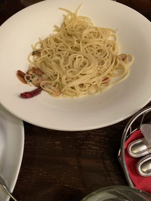 vegan pasta at Cafe La Boheme - Ginza in Tokyo