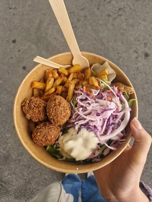  at Vegan's Food Truck in Aquitaine