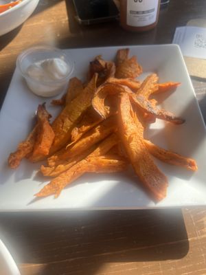   at The Daily Harvest Cafe & Juicery in Santa Clarita