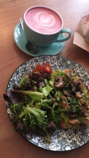 Avocado Toast & Beetroot Latte 💕 at Peck 47 in Brussels