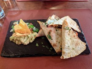 Quesadilla Mexicana (veduras) at Andino Gastrobar in Malaga
